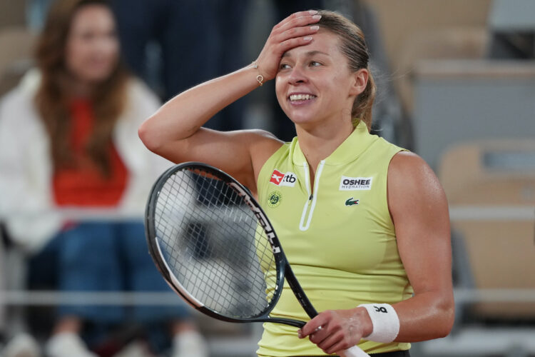 Tea-drinking Chwalinski reaches final at French Open